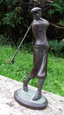 STATUETTE EN BRONZE - JOUEUR