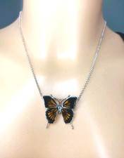 Ancien Pendentif Papillon Et