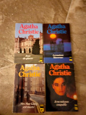 beau lot de 4 livres de poche