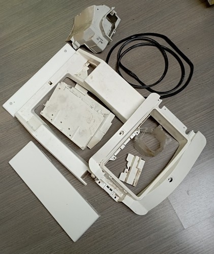 Lot plastique cache trappe - cache,