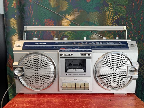 Sharp 5454 radio cassette - gf-5454,