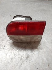 Feu arriere secondaire gauche