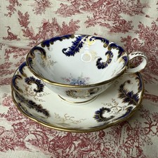 Tasse et soucoupe anglaises