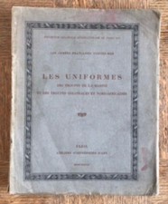 RARE LIVRE UNIFORMES DES