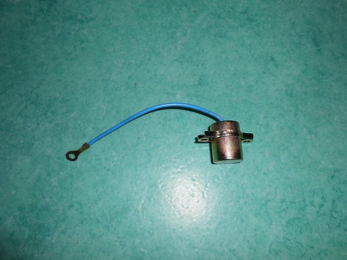 Condensateur mobylette - condensateur,