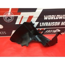 Cache plastique avant droit