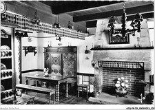 AIQP8-29-0819 - Charm of Brittany - Breton interior with enclosed bed and vai