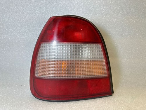 Nissan sunny 1988 feux - nissan,