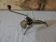 ANCIENNE RAPE A FROMAGES LEGUMES MOULI JULIENNE  DECO CUISINE VINTAGE