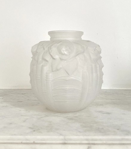 Vase style art - vase,