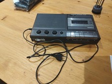 Vintage PHILIPS portable cassette recorder D 6410 - 1983 - D6410