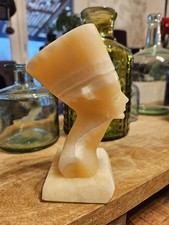​Buste de Néfertiti en