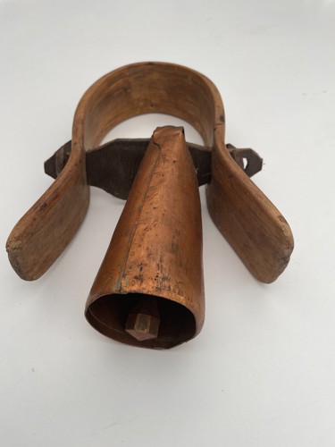 Ancienne cloche sonnaille - ancienne,