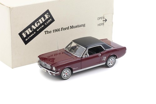 Danbury mint ford mustang - 1:24,