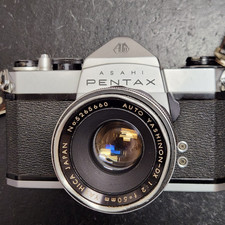 Vintage Asahi Pentax SP 500 35mm SLR Camera w/ Auto Yashinon DX 1:2 f=50mm Lens