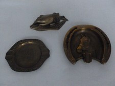 LOT 2 CENDRIERS 1 FER A CHEVAL