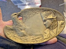 COUPELLE BRONZE  A L'AIGLE ET