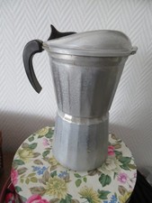 ANCIENNE CAFETIERE A L
