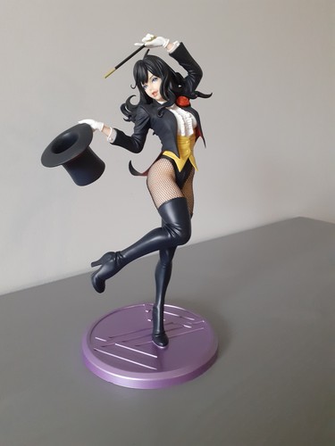 Kotobukiya comics zatanna - kotobukiya,