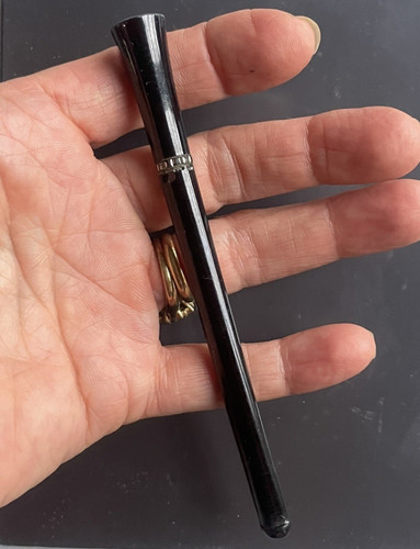 Fume cigarette vintage noir - vintage,