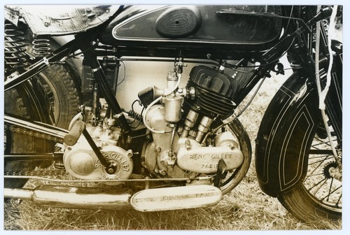 Photo moto ancienne - moto,