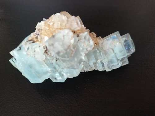 Minéraux fluorine bleue 190 - minéraux.,