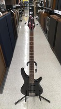 Guitare basse électrique