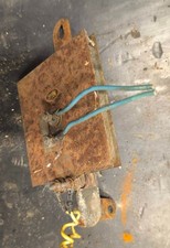 # gros regulateur dans boite