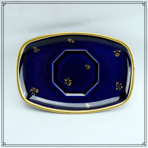 Belle soucoupe porcelaine - belle,