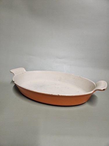 Plat pour four creuset - pour, le