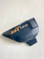 Carénage droit Suzuki 125 GT