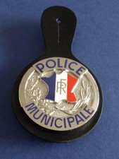 POLICE MUNICIPALE - INSIGNE METAL SUR PATTE EN CUIR -