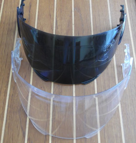 Deux visières casque - deux,