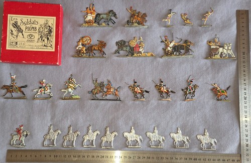 Lot figurines plat - figurines,