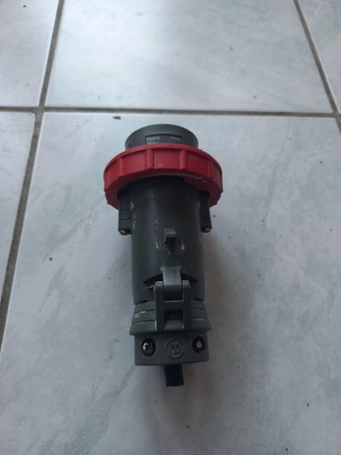 Prise legrand 51161 - prise,