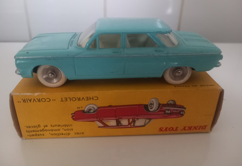 Dinky toys chevrolet corvair - dinky,
