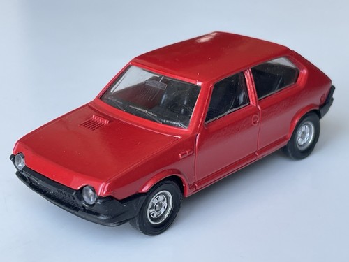 Fiat ritmo rouge - , solido