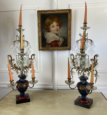 PAIRE DE GIRANDOLES FIN XVIIIe A PAMPILLES SUR SOCLE BOIS ( repeint ) DE 72 CM 