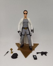 Tomb Raider Lara Croft Movie Angelina Jolie Winter Winter Playmates 2001 Figure