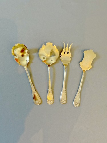 Couverts hors oeuvre - couverts,