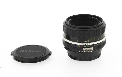 Nikon 50mm ai - f/1.8,