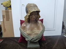 important buste terre cuite signé Fr .Goldscheider,H49cm,hollandaise à la coiffe