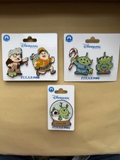 Lot de 5 pin’s Noël - Disneyland Paris