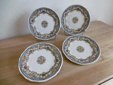 QUATRE ASSIETTES DESSERT