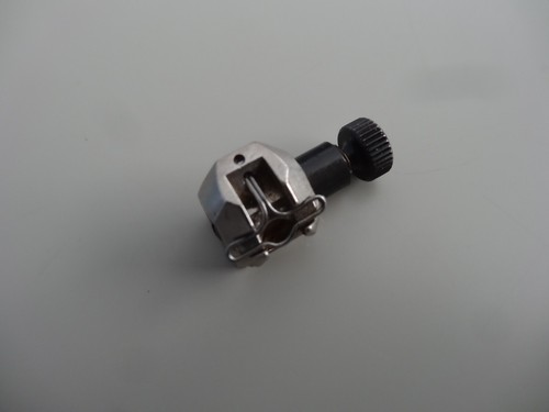 Original serre aiguille - serre,