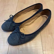 Ballerines Chanel bleu marine
