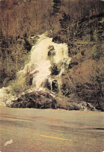 Environs les thermes - les,