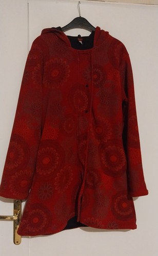 Grand manteau rouge xxl tres - grand,