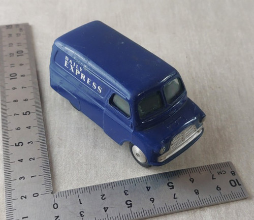 Ancien camion daily express - ancien,