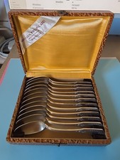 12 CUILLERES A DESSERT METAL